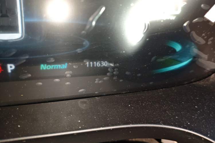 Used Roewe iMAX8 New Energy 2022 Golden Edition Odometer Close Up