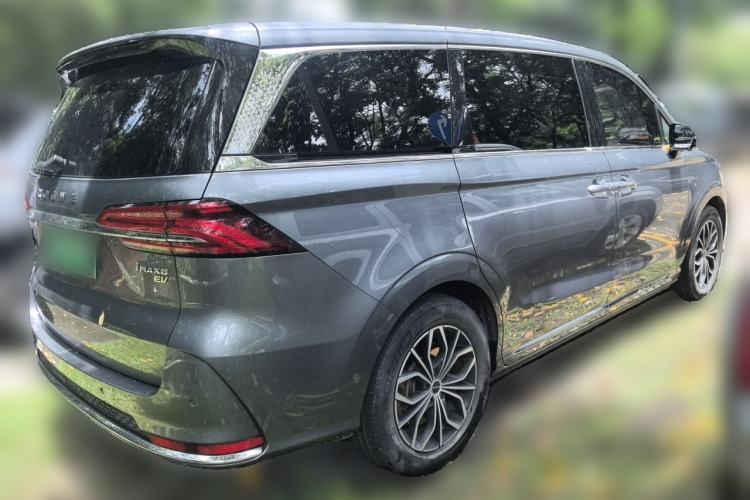 Used Roewe iMAX8 New Energy 2022 First-Class Platinum Edition Rear Right 45 Deg