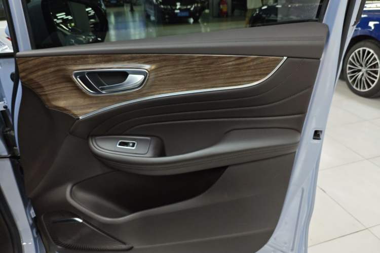 Used Roewe iMAX8 New Energy 2022 First-Class Platinum Edition Right Front Door Interior