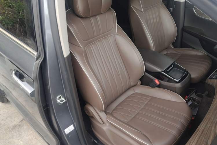 Used Roewe iMAX8 New Energy 2022 Silver Edition Right Front Seat
