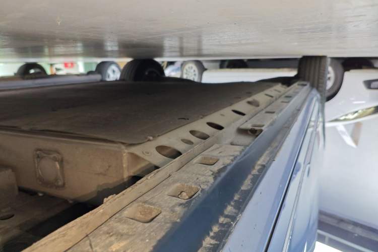 Used Roewe iMAX8 New Energy 2022 First-Class Platinum Edition Right Side Sill