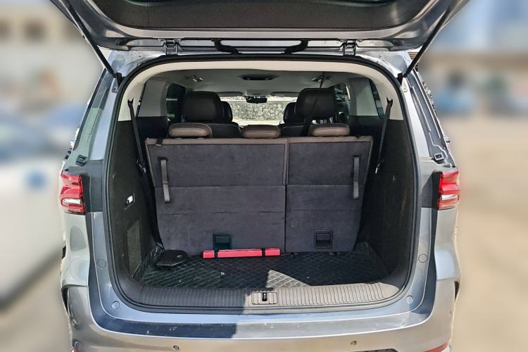 Used Roewe iMAX8 New Energy 2022 Silver Edition Trunk