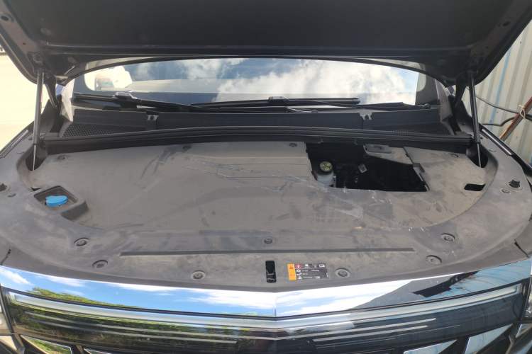 Used Roewe iMAX8 New Energy 2022 Golden Edition Engine Bay
