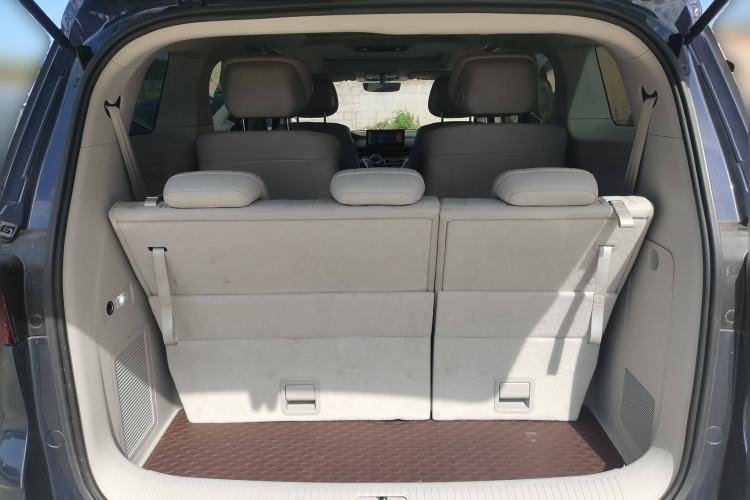 Used Roewe iMAX8 New Energy 2022 Golden Edition Trunk