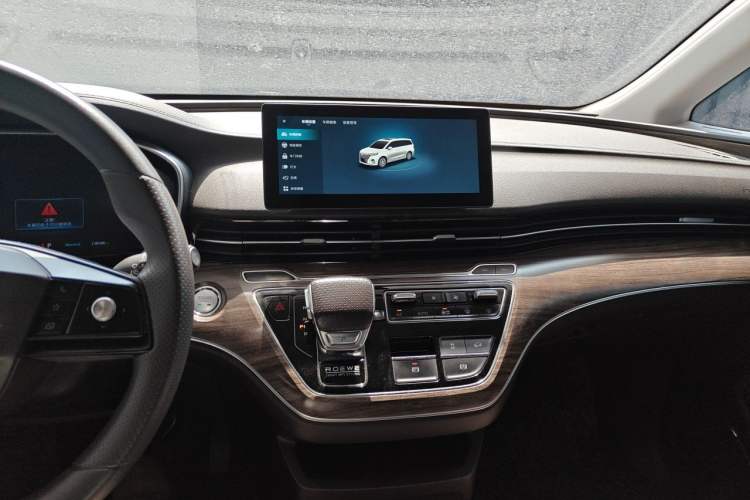 Used Roewe iMAX8 New Energy 2022 Silver Edition Audio And AC Panel