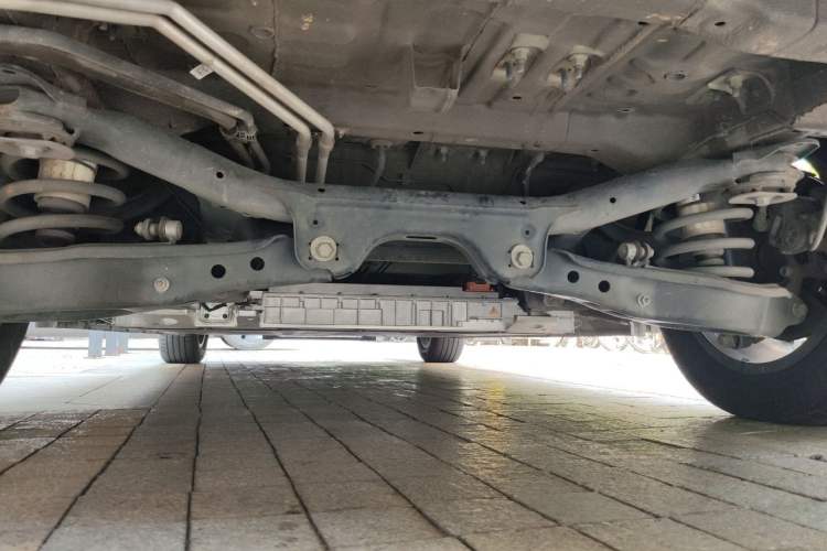 Used Roewe iMAX8 New Energy 2022 First-Class Platinum Edition Chassis Rear
