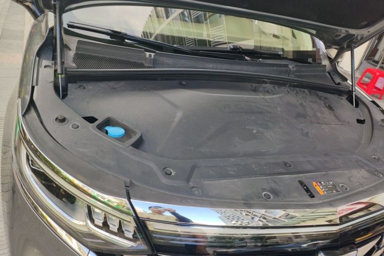 Used Roewe iMAX8 New Energy 2022 First-Class Platinum Edition Engine Bay Right