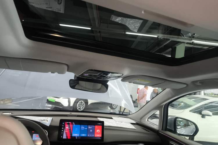 Used Roewe iMAX8 New Energy 2022 First-Class Platinum Edition Headliner