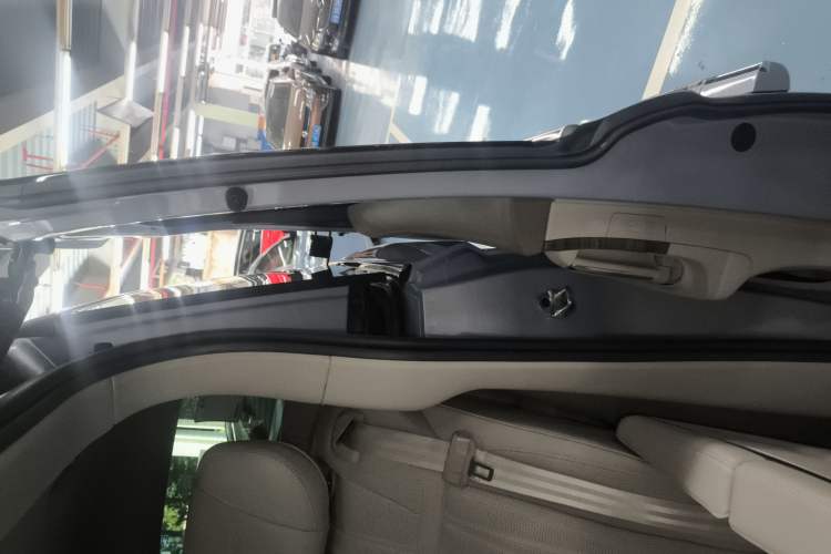 Used Roewe iMAX8 New Energy 2022 First-Class Platinum Edition Left Rear Door Interior