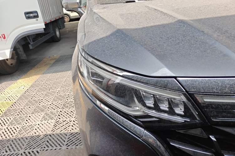 Used Roewe iMAX8 New Energy 2022 Silver Edition Right Front Headlight