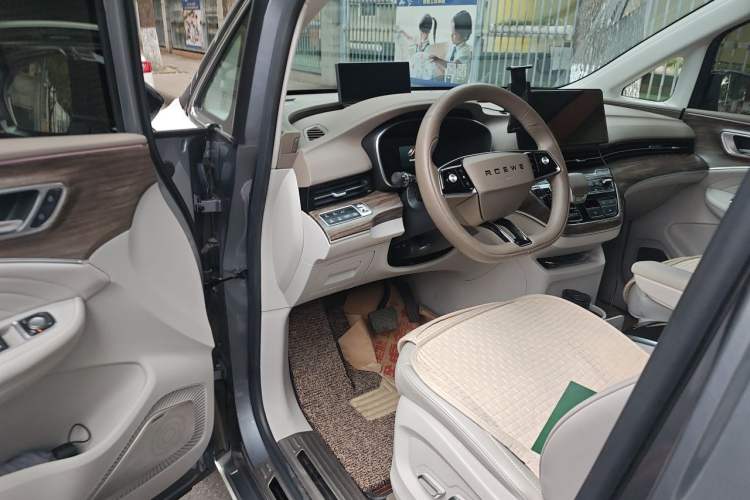 Used Roewe iMAX8 New Energy 2022 First-Class Titanium Edition Driver Seat