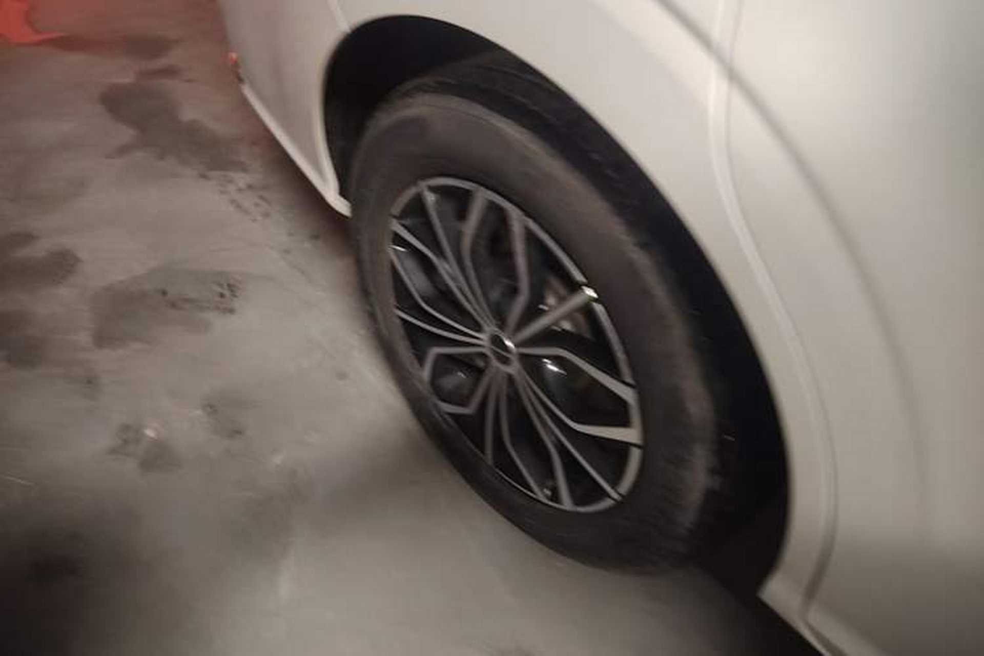 Used Roewe iMAX8 New Energy 2022 Golden Edition Exterior 5