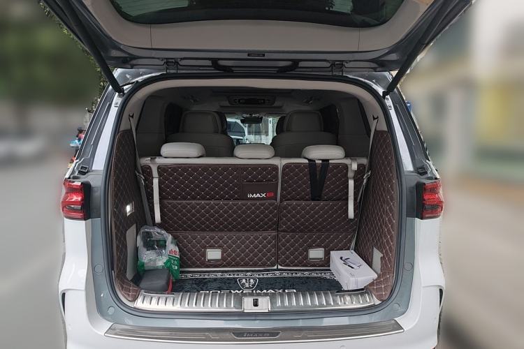 Used Roewe iMAX8 New Energy 2022 First-Class Titanium Edition Trunk