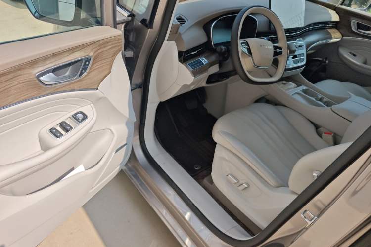Used Roewe iMAX8 New Energy 2025 1.5T DMH Lu Zun Deluxe Edition Driver Seat