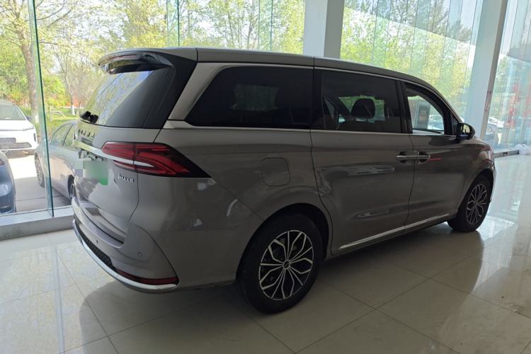 Used Roewe iMAX8 New Energy 2025 1.5T DMH Lu Zun Deluxe Edition Exterior 4