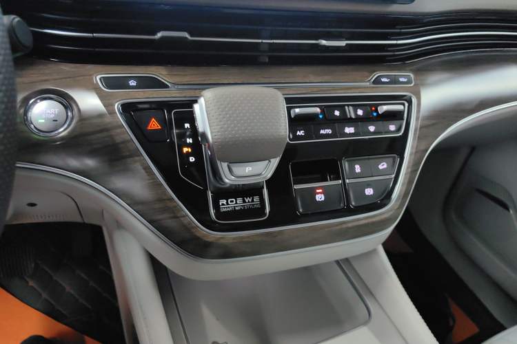 Used Roewe iMAX8 New Energy 2025 1.5T DMH Lu Zun Deluxe Edition Gear Lever