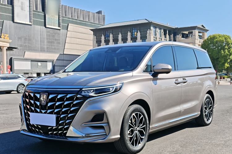 Roewe iMAX8 New Energy 2025 1.5T DMH Lu Zun Deluxe Edition - Luxury Plus
