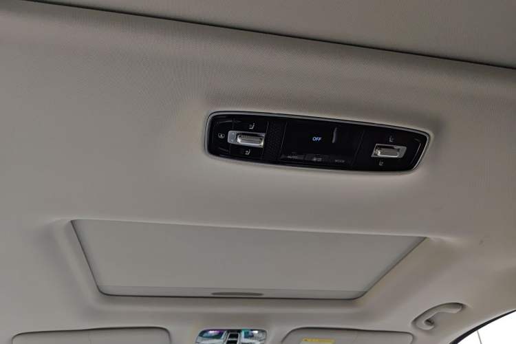 Used Roewe iMAX8 New Energy 2025 1.5T DMH Lu Zun Deluxe Edition Headliner