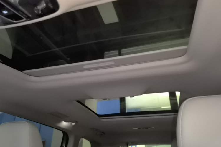 Used Roewe iMAX8 New Energy 2025 1.5T DMH Lu Zun Deluxe Edition Headliner