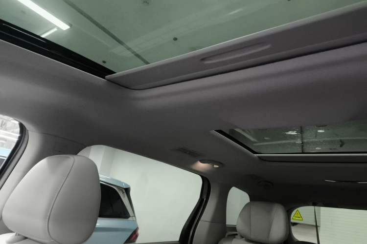 Used Roewe iMAX8 New Energy 2025 1.5T DMH Lu Zun Deluxe Edition Headliner