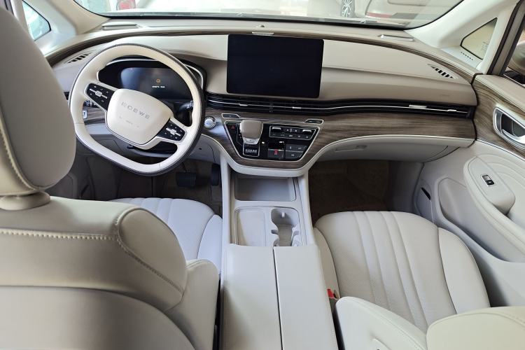 Used Roewe iMAX8 New Energy 2025 1.5T DMH Lu Zun Deluxe Edition Interior 2