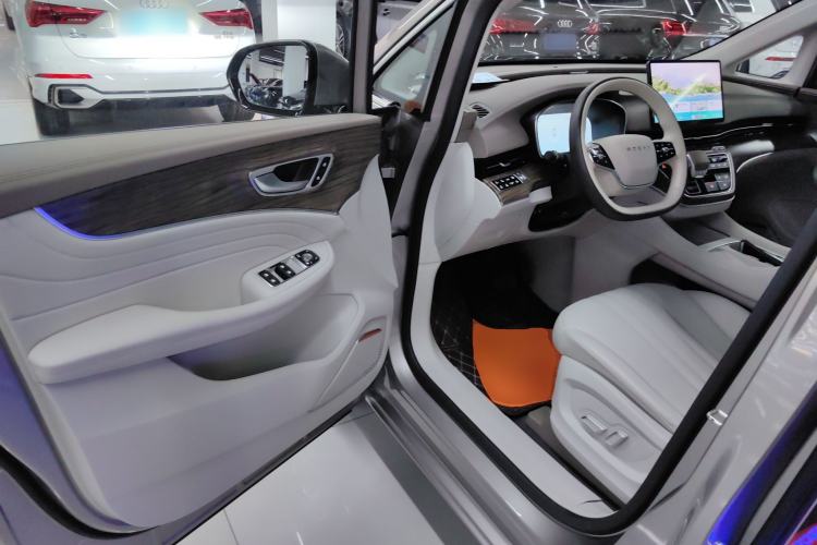 Used Roewe iMAX8 New Energy 2025 1.5T DMH Lu Zun Deluxe Edition Interior 3