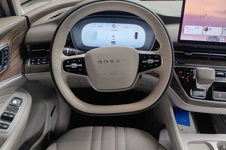 Used Roewe iMAX8 New Energy 2025 1.5T DMH Lu Zun Deluxe Edition Steering Wheel