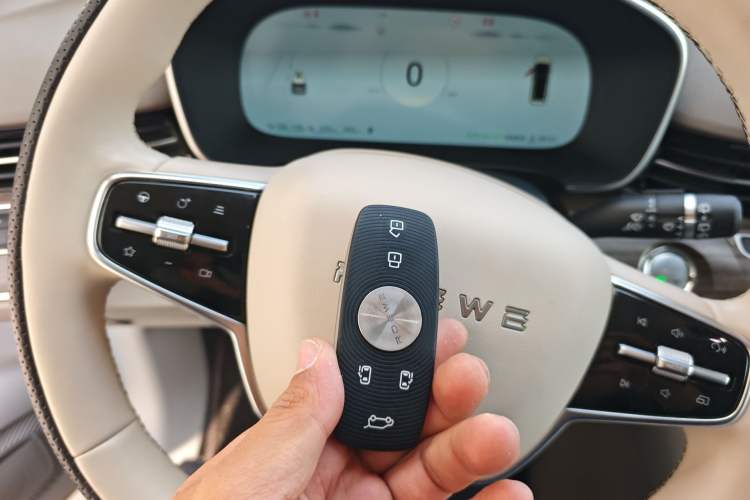 Used Roewe iMAX8 New Energy 2025 1.5T DMH Lu Zun Deluxe Edition Vehicle Key