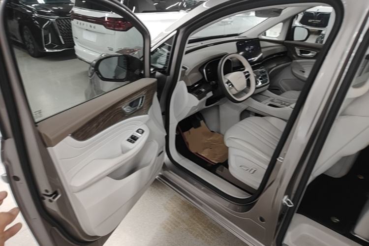 Used Roewe iMAX8 New Energy 2025 1.5T DMH Lu Zun Deluxe Edition Driver Seat