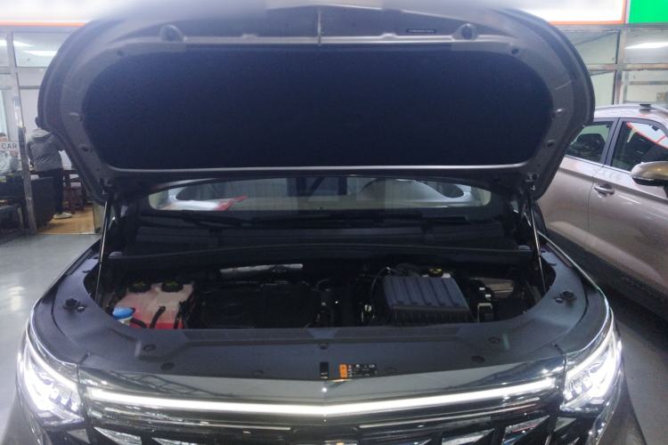 Used Roewe iMAX8 New Energy 2025 1.5T DMH Lu Zun Deluxe Edition Engine Bay