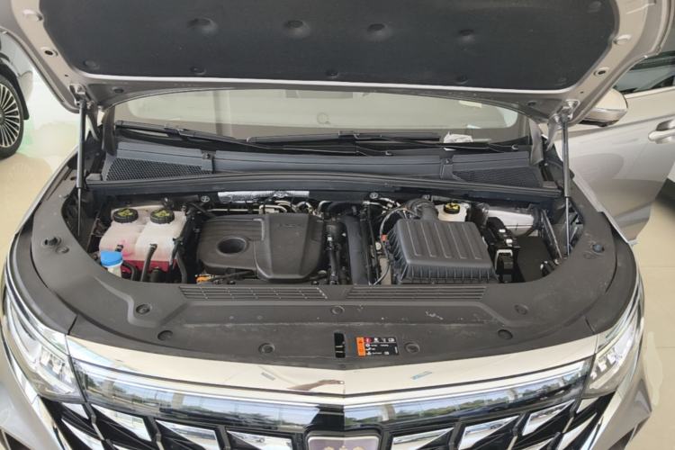 Used Roewe iMAX8 New Energy 2025 1.5T DMH Lu Zun Deluxe Edition Engine Bay