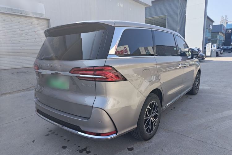 Used Roewe iMAX8 New Energy 2025 1.5T DMH Lu Zun Deluxe Edition Exterior 4
