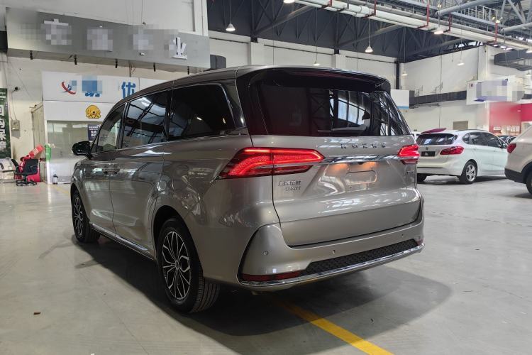 Used Roewe iMAX8 New Energy 2025 1.5T DMH Lu Zun Deluxe Edition Exterior 6