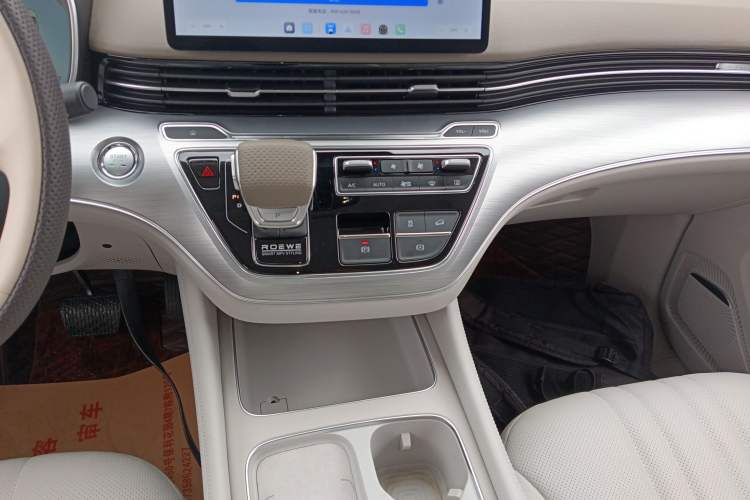 Used Roewe iMAX8 New Energy 2025 1.5T DMH Lu Zun Deluxe Edition Gear Lever