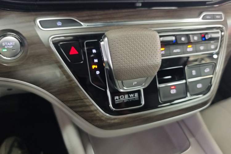 Used Roewe iMAX8 New Energy 2025 1.5T DMH Lu Zun Deluxe Edition Gear Lever