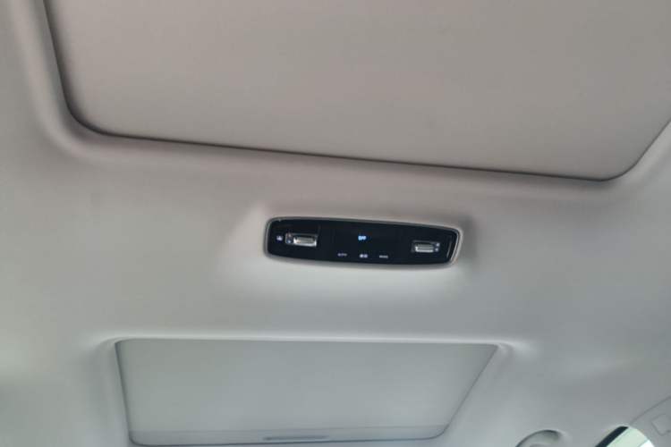 Used Roewe iMAX8 New Energy 2025 1.5T DMH Lu Zun Deluxe Edition Headliner