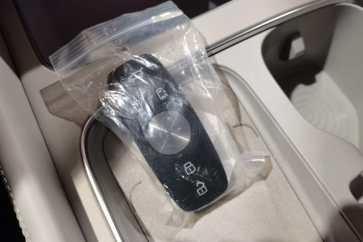 Used Roewe iMAX8 New Energy 2025 1.5T DMH Lu Zun Deluxe Edition Interior 1