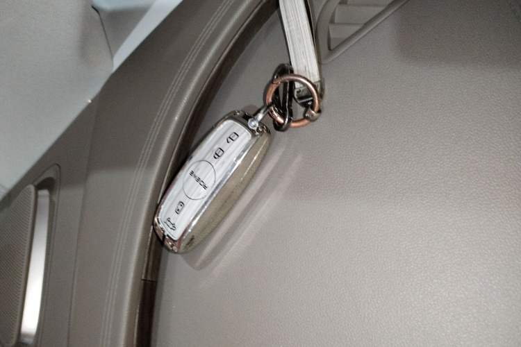 Used Roewe iMAX8 New Energy 2025 1.5T DMH Lu Zun Deluxe Edition Interior 1