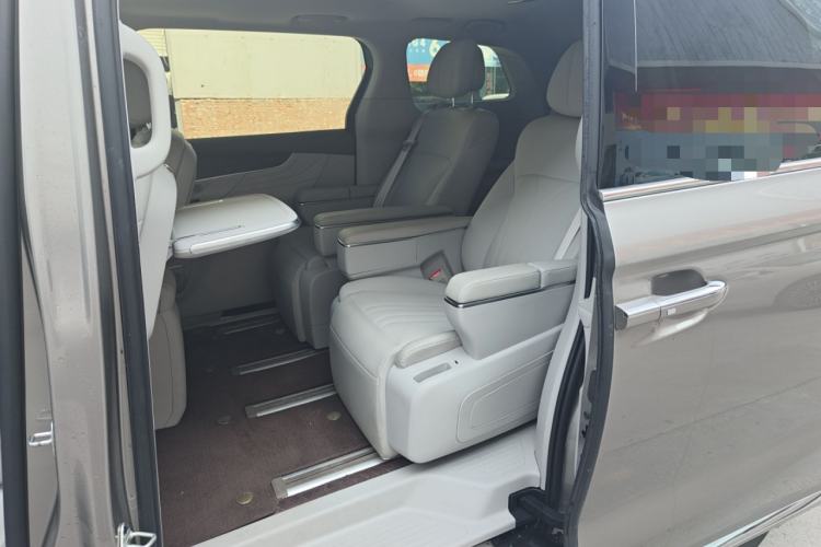 Used Roewe iMAX8 New Energy 2025 1.5T DMH Lu Zun Deluxe Edition Interior 2