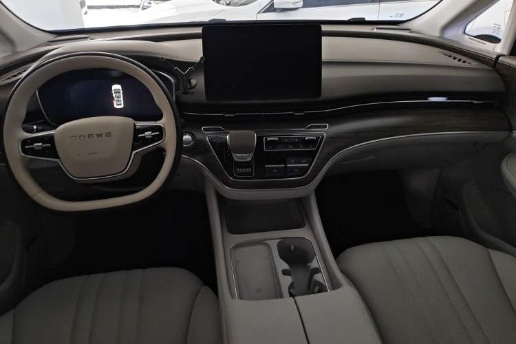 Used Roewe iMAX8 New Energy 2025 1.5T DMH Lu Zun Deluxe Edition Interior 2