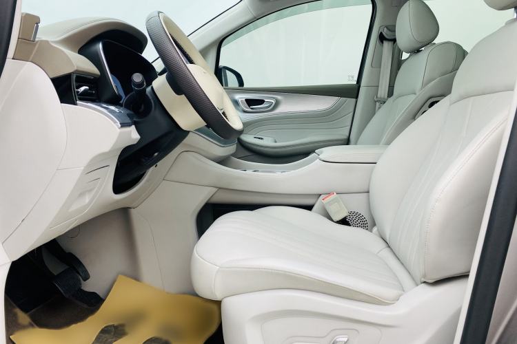 Used Roewe iMAX8 New Energy 2025 1.5T DMH Lu Zun Deluxe Edition Interior 2