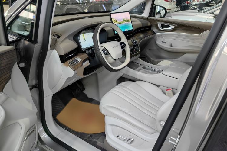 Used Roewe iMAX8 New Energy 2025 1.5T DMH Lu Zun Deluxe Edition Interior 4