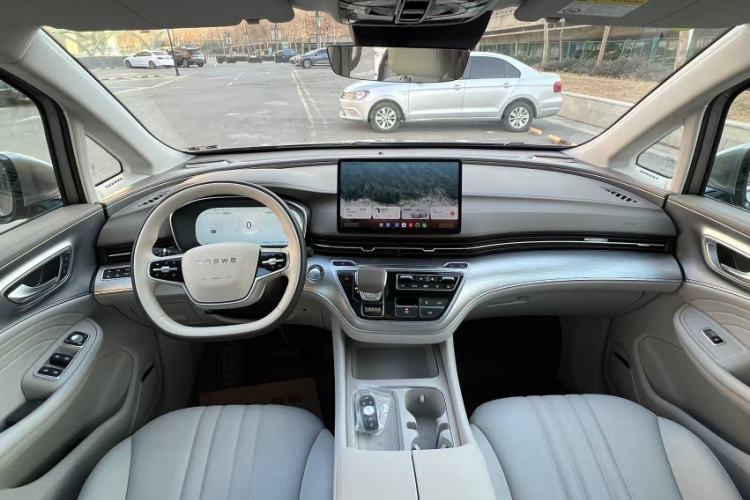 Used Roewe iMAX8 New Energy 2025 1.5T DMH Lu Zun Deluxe Edition Interior 5