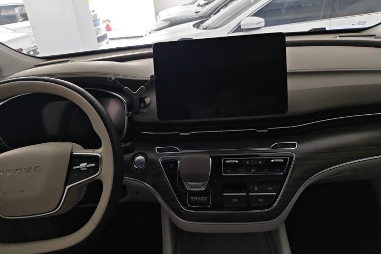 Used Roewe iMAX8 New Energy 2025 1.5T DMH Lu Zun Deluxe Edition Interior 5