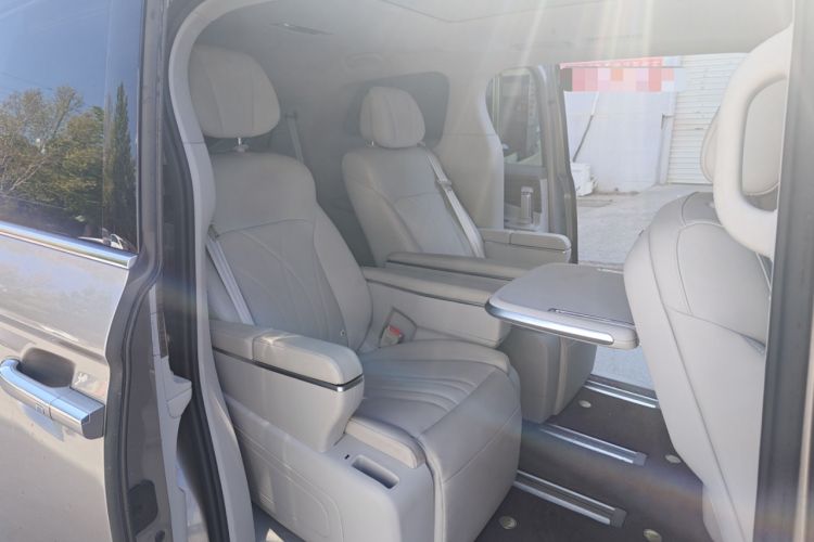 Used Roewe iMAX8 New Energy 2025 1.5T DMH Lu Zun Deluxe Edition Interior 6