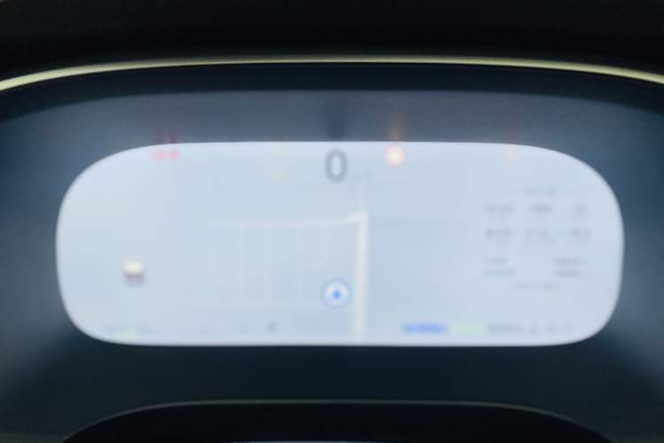Used Roewe iMAX8 New Energy 2025 1.5T DMH Lu Zun Deluxe Edition Interior 9