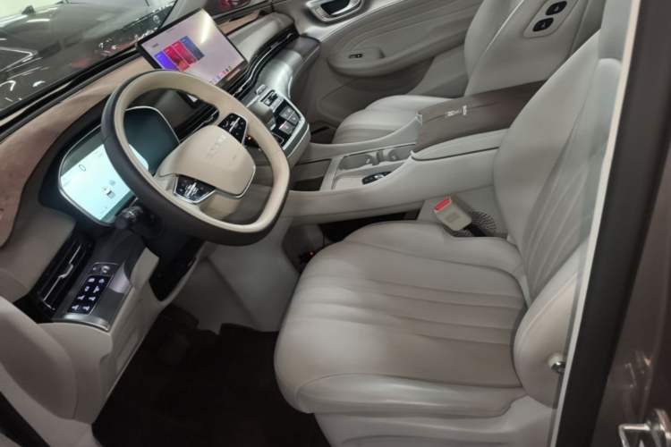 Used Roewe iMAX8 New Energy 2025 1.5T DMH Lu Zun Deluxe Edition Left Front Seat