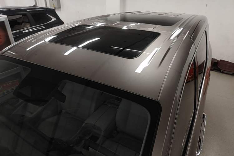 Used Roewe iMAX8 New Energy 2025 1.5T DMH Lu Zun Deluxe Edition Roof