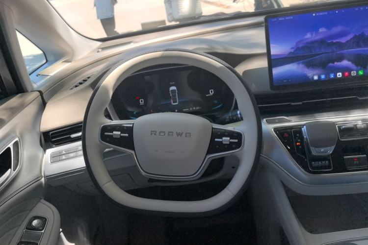 Used Roewe iMAX8 New Energy 2025 1.5T DMH Lu Zun Deluxe Edition Steering Wheel
