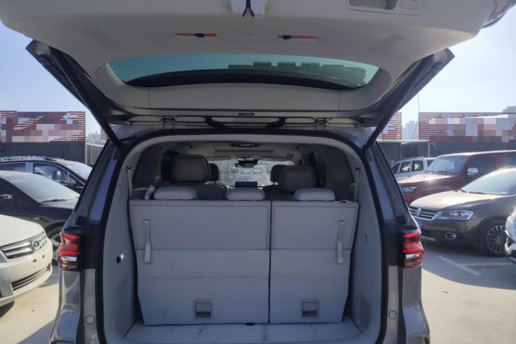 Used Roewe iMAX8 New Energy 2025 1.5T DMH Lu Zun Deluxe Edition Trunk